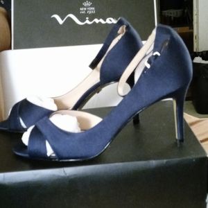 Nina New York 8.5 W Royale Blue High Heels with Straps